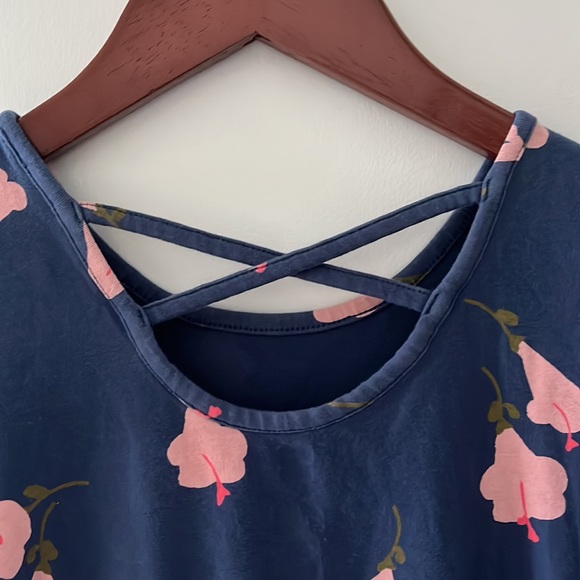 Tea blue with peach and pink flower jumpsuit for 5-7 year old. - Picture 2 of 3